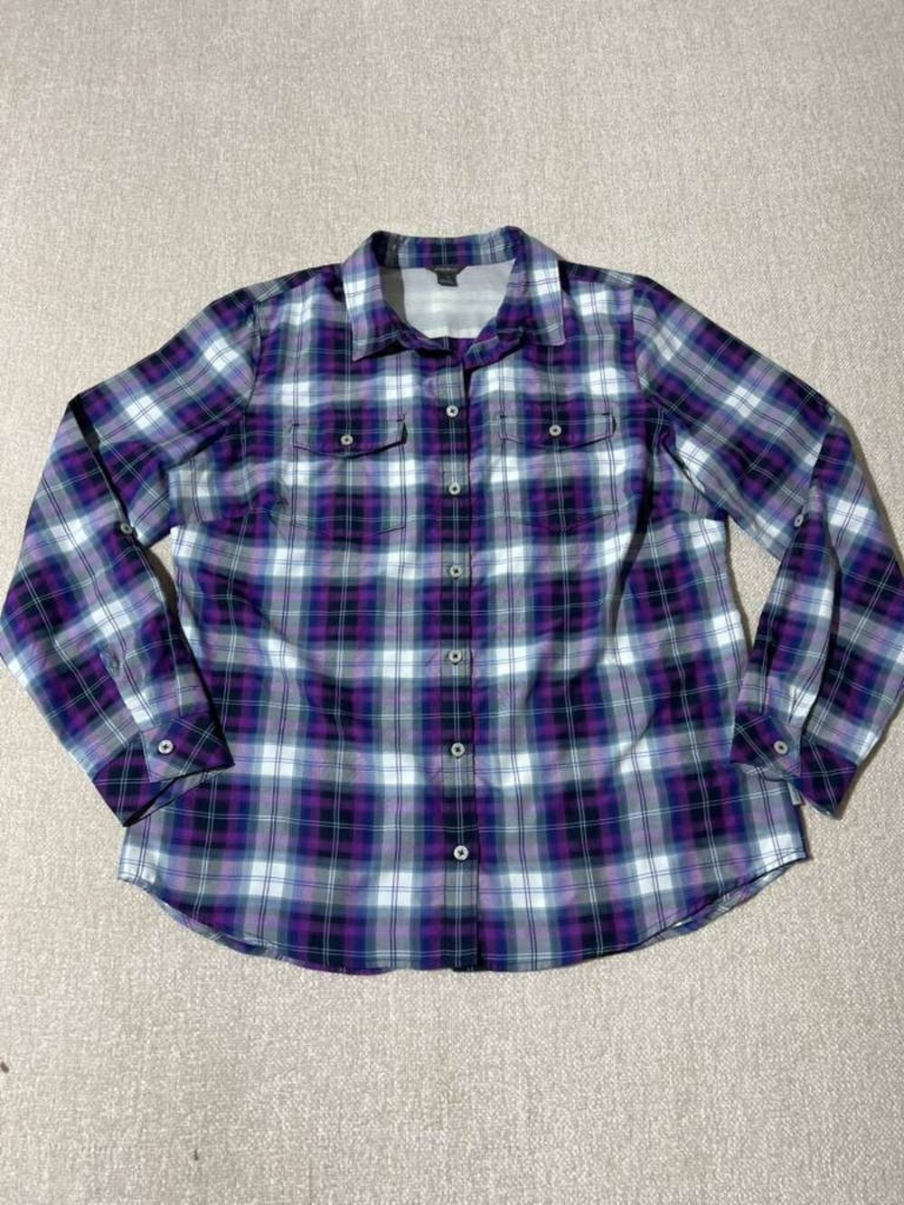 Eddie Bauer Women’s Plaid Button Up Shirt Purple Gray Roll Tab Sleeves L